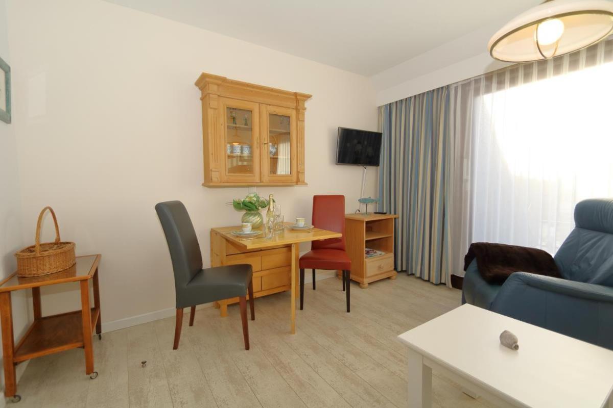 Koehler Am Dorfteich Apartment Wenningstedt-Braderup Bagian luar foto